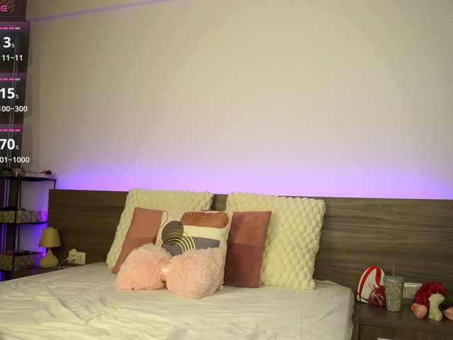 AmeelliaRose's BongaCams show and profile