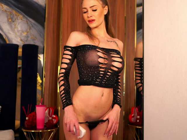 AmeelliaRose's BongaCams show and profile