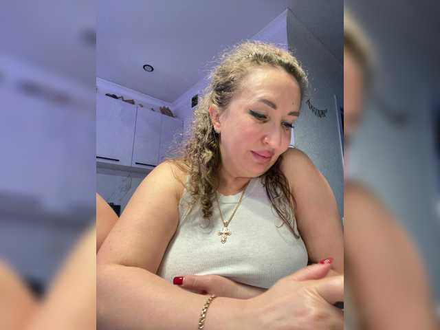 Amelia Tyan (AmeliaTyan)