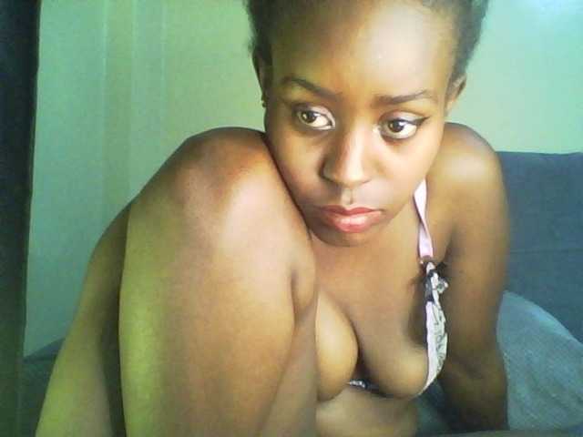 Mailena's BongaCams show and profile