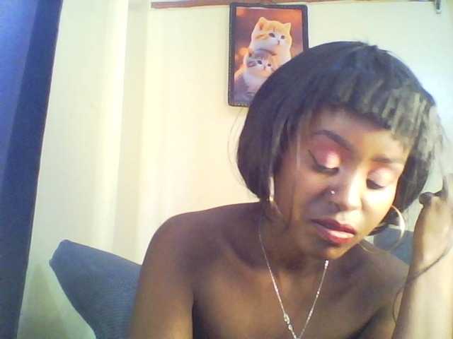 Mailena's BongaCams show and profile