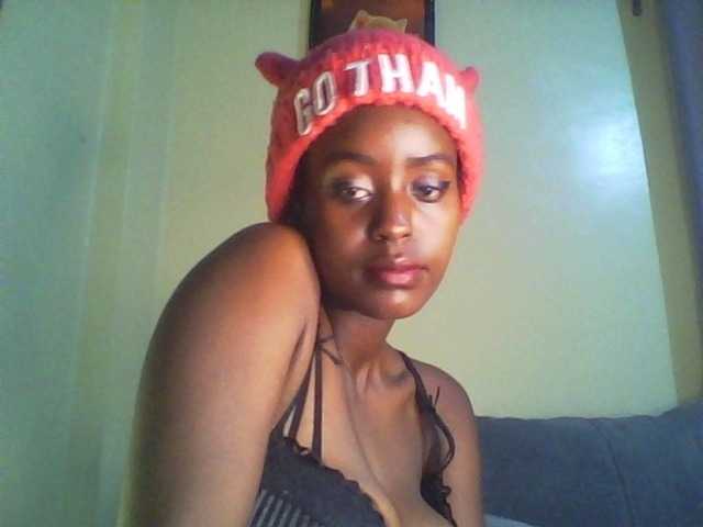 Mailena's BongaCams show and profile