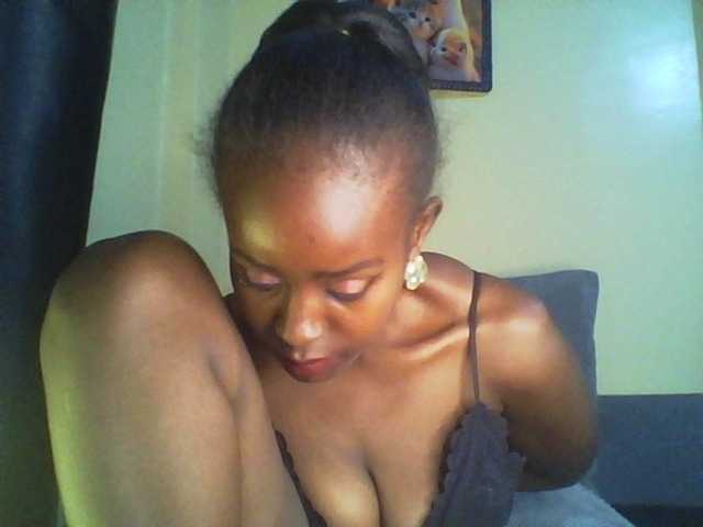 Mailena's BongaCams show and profile