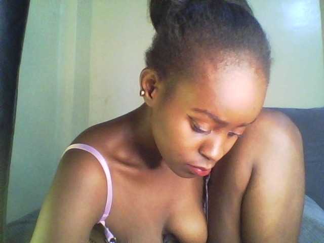 Mailena's BongaCams show and profile