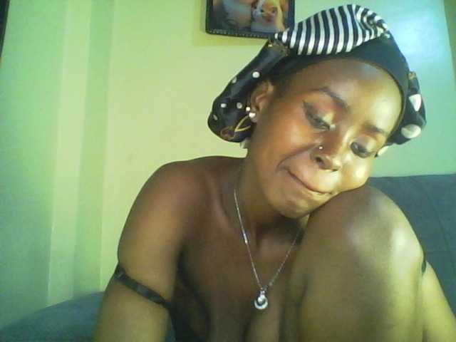 Mailena's BongaCams show and profile