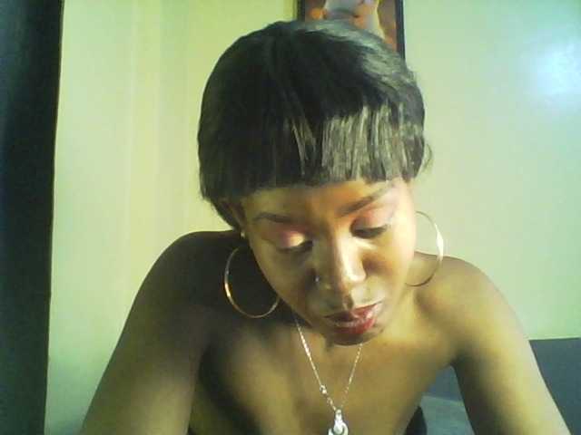 Mailena's BongaCams show and profile