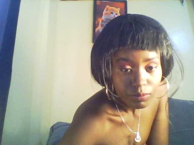 Mailena's BongaCams show and profile