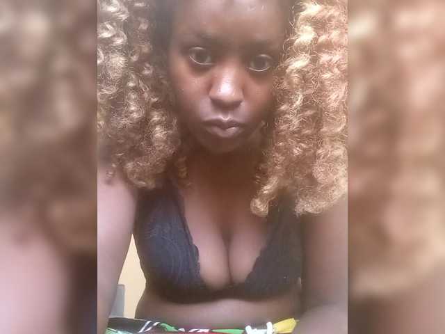 Mailena's BongaCams show and profile