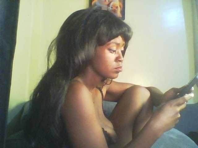 Mailena's BongaCams show and profile