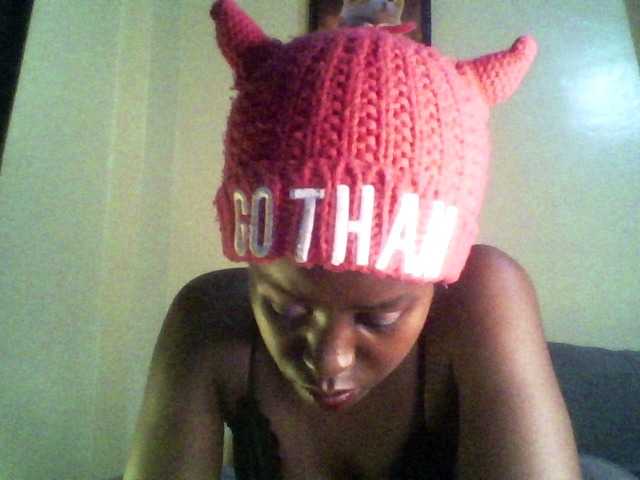 le modèle Mailena est en webcam porno dans un show sur le site bongacams, il possède les tags suivants: Ebony,Brunette,Trimmed