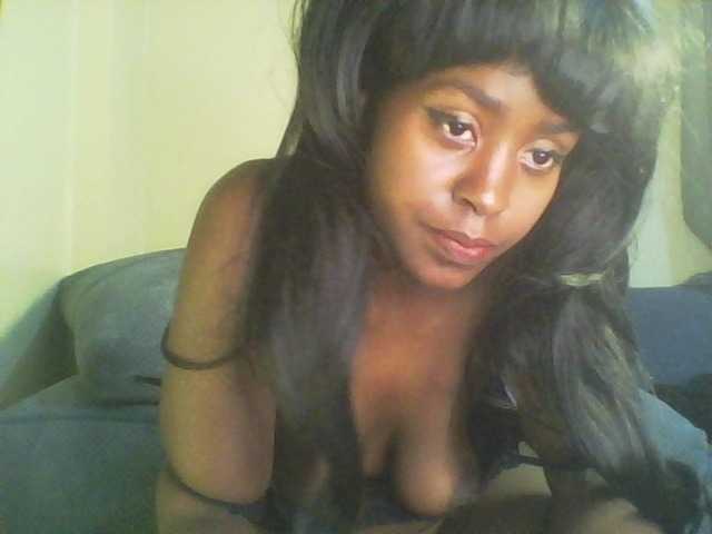 Mailena's BongaCams show and profile