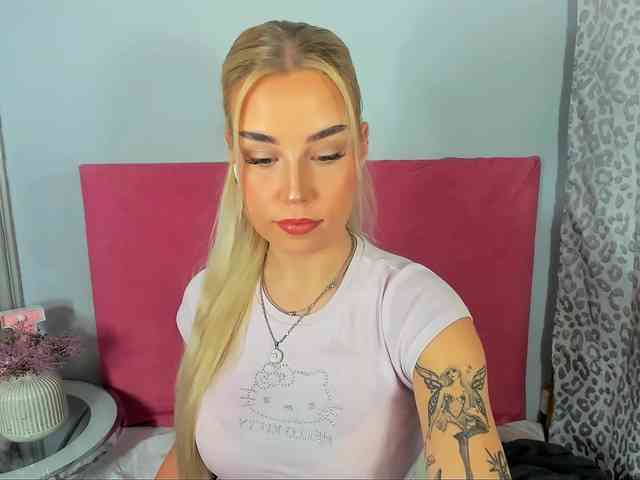 KristyAngel Live Webcam on BongaCams