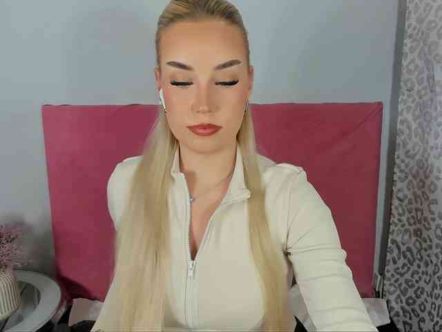 KristyAngel KristyAngel