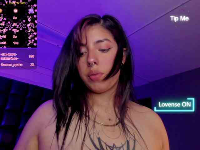 VioletaSweet69 webcam