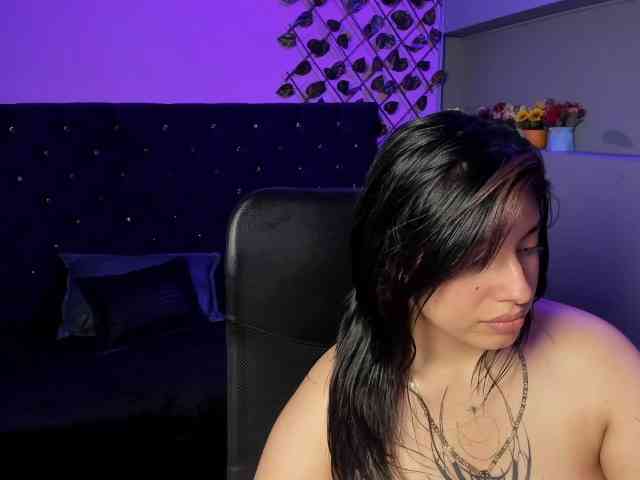 VioletaSweet69 webcam