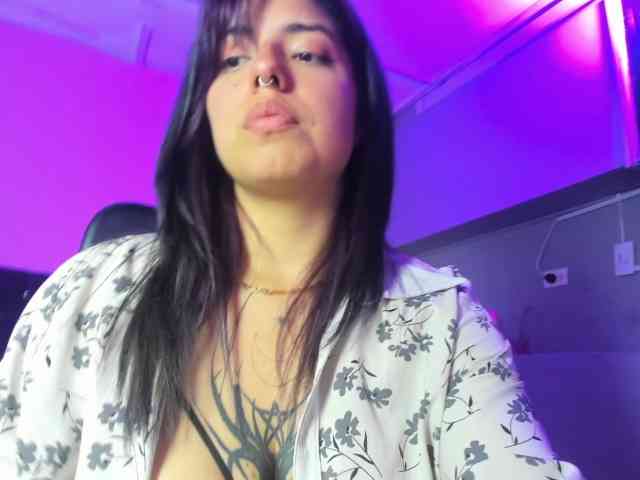 VioletaSweet69 webcam