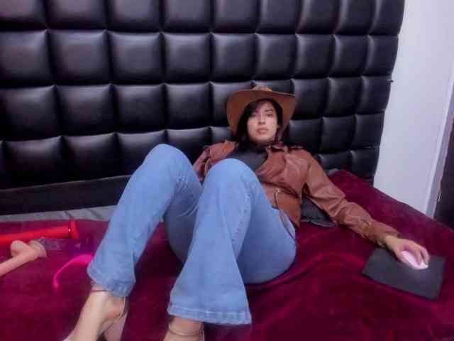 VioletaSweet69 webcam