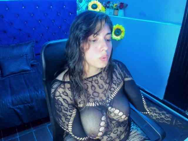 VioletaSweet69 webcam