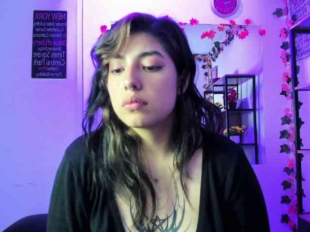 VioletaSweet69 webcam