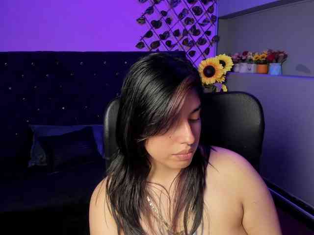 VioletaSweet69 webcam