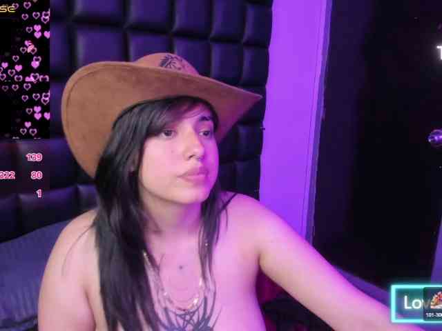 VioletaSweet69 webcam