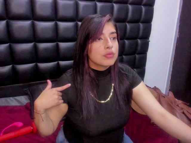 VioletaSweet69 webcam