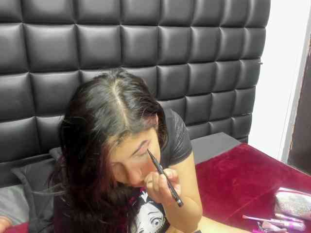 VioletaSweet69 webcam