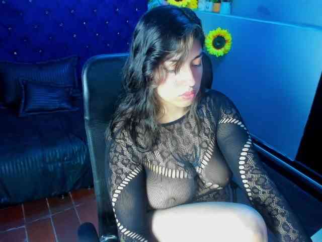 VioletaSweet69 webcam