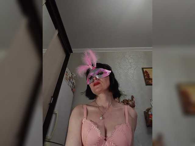 Lilya18's BongaCams show and profile