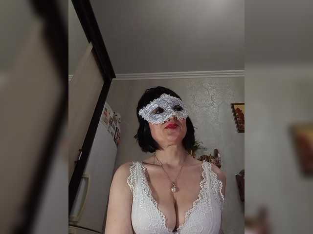 Lilya18's BongaCams show and profile