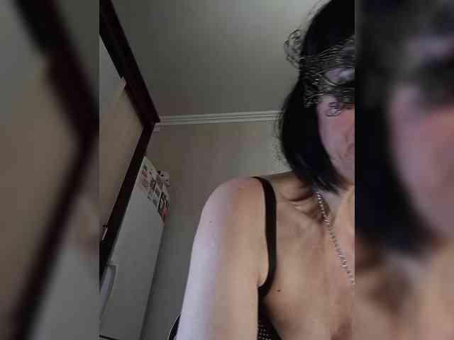 Lilya18 webcam