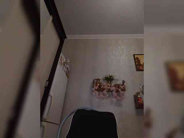 Lilya18 webcam