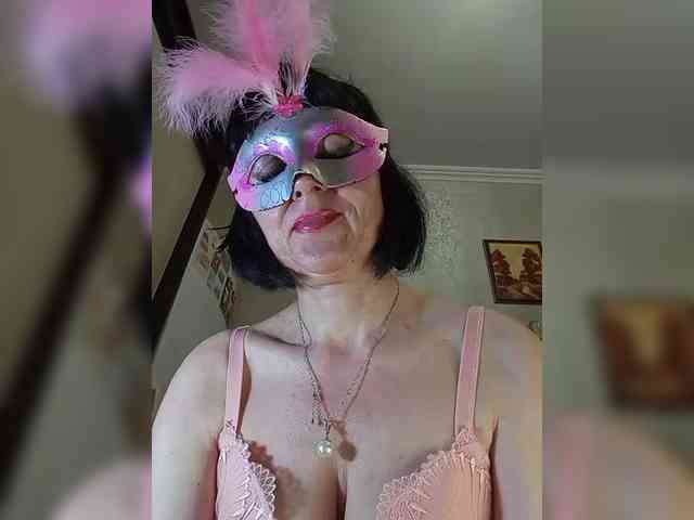 Lilya18 Live Webcam on BongaCams