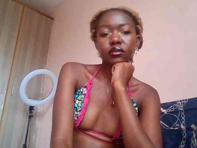 MemeLovesx MemeLovesx