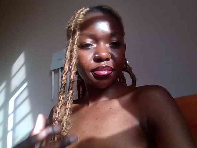 MemeLovesx MemeLovesx