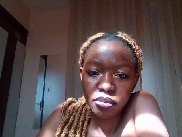 MemeLovesx MemeLovesx