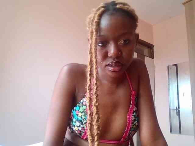 MemeLovesx MemeLovesx