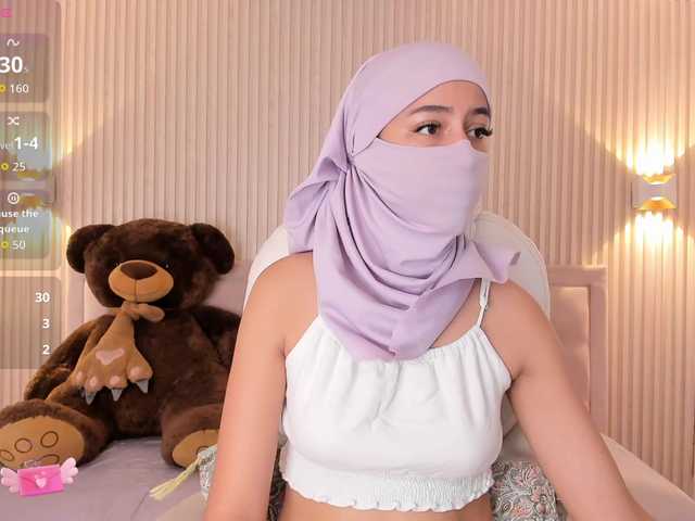 Aitanaa's BongaCams show and profile