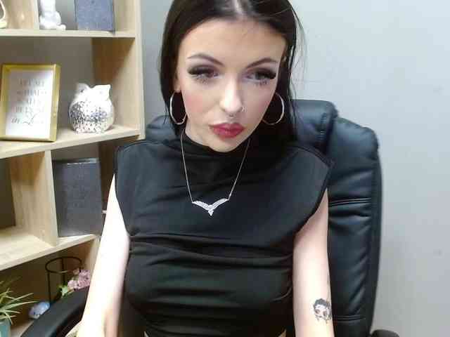 SabrinaCam webcam