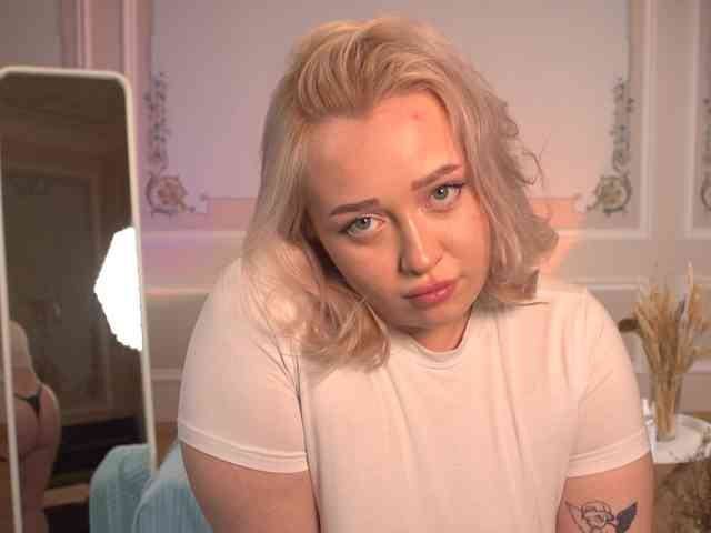 Blondessa-XO Blondessa-XO