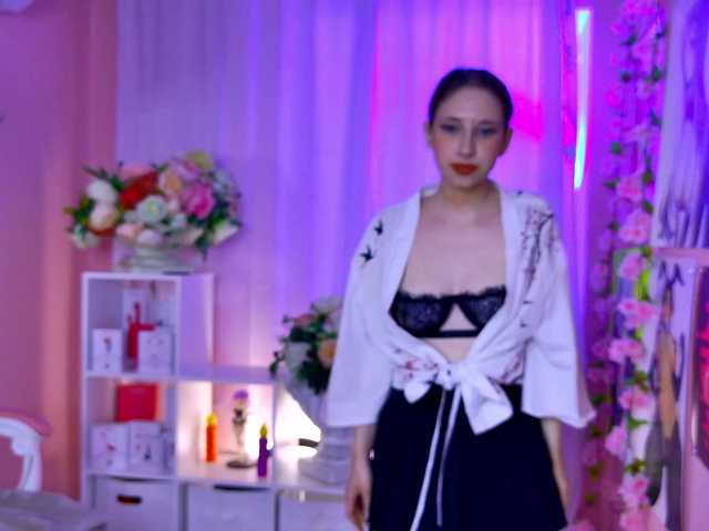 KimRedd's BongaCams show and profile