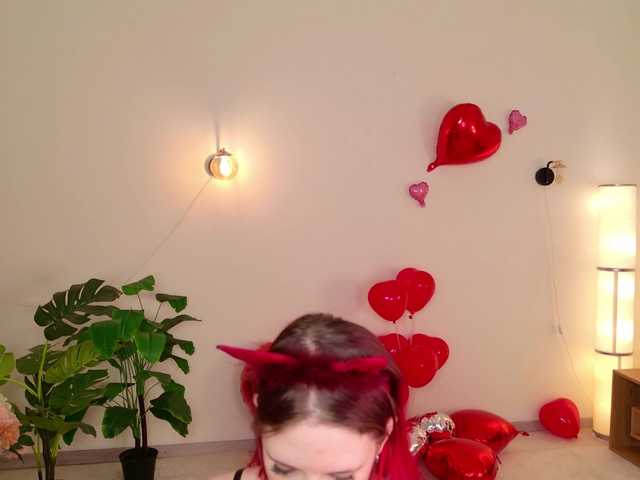 KimRedd's BongaCams show and profile