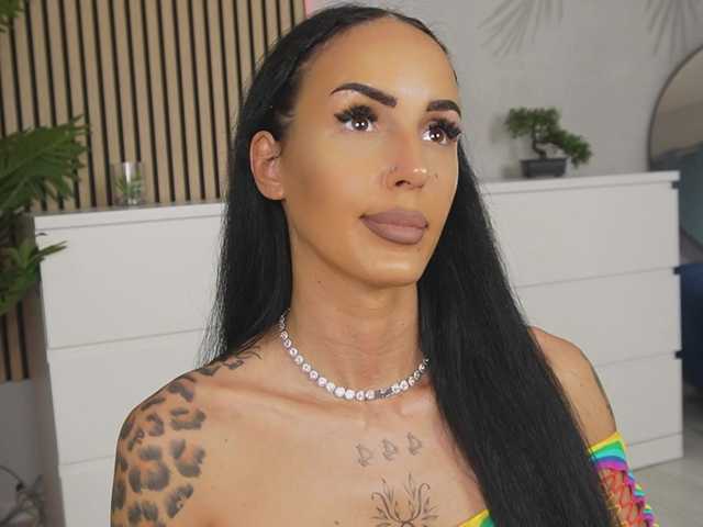 hayleybabe4's BongaCams show and profile