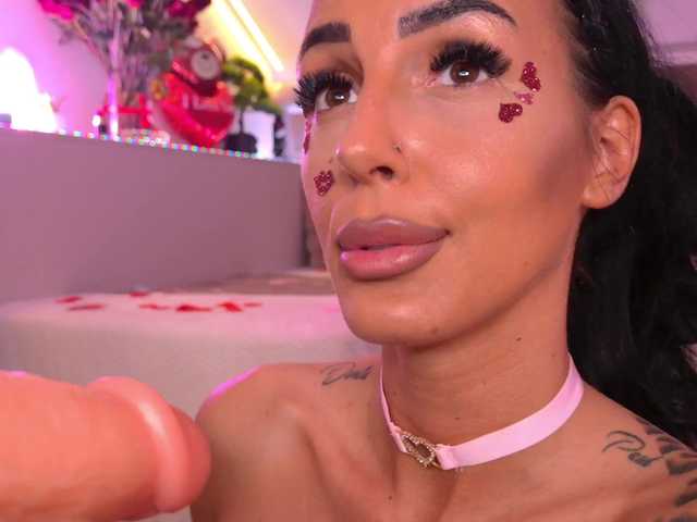 hayleybabe4 from BongaCams is Freechat