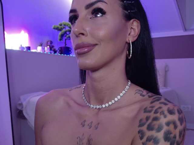 hayleybabe4 from BongaCams is Freechat