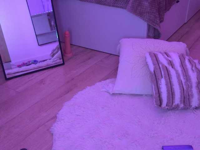 hayleybabe4's BongaCams show and profile