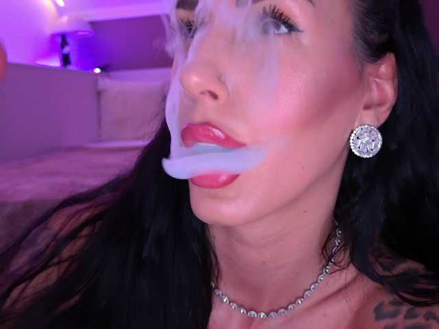 hayleybabe4's BongaCams show and profile