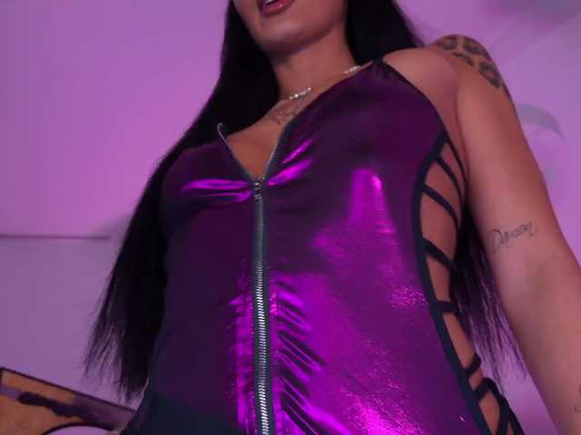 hayleybabe4's BongaCams show and profile