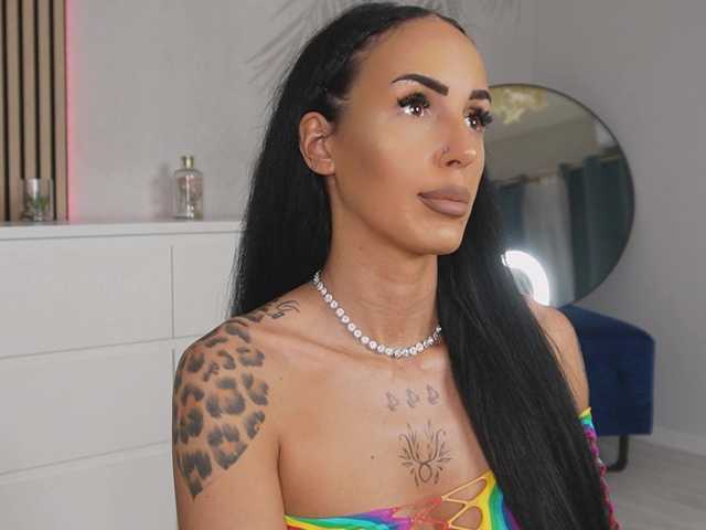 hayleybabe4's BongaCams show and profile
