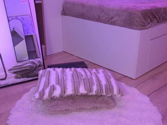 hayleybabe4's BongaCams show and profile